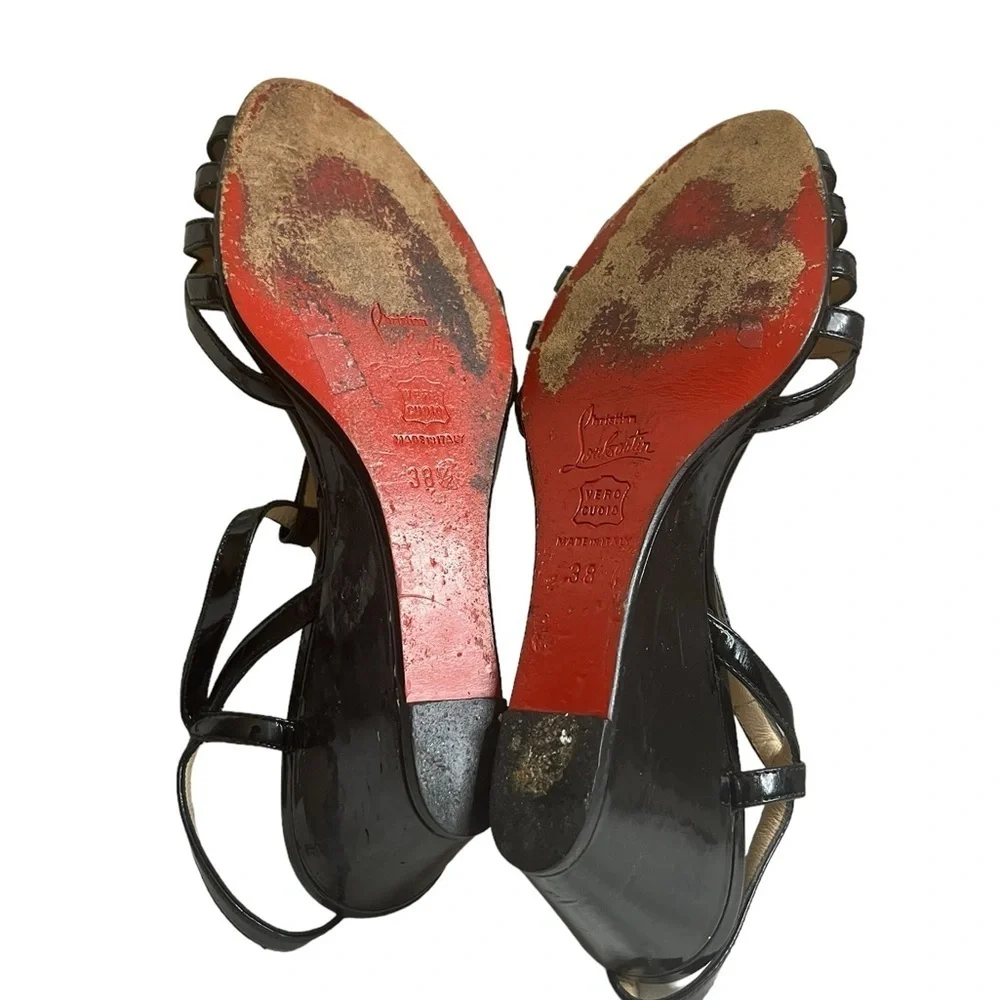 CHRISTIAN LOUBOUTIN Patent Leather T-Strap Sandals